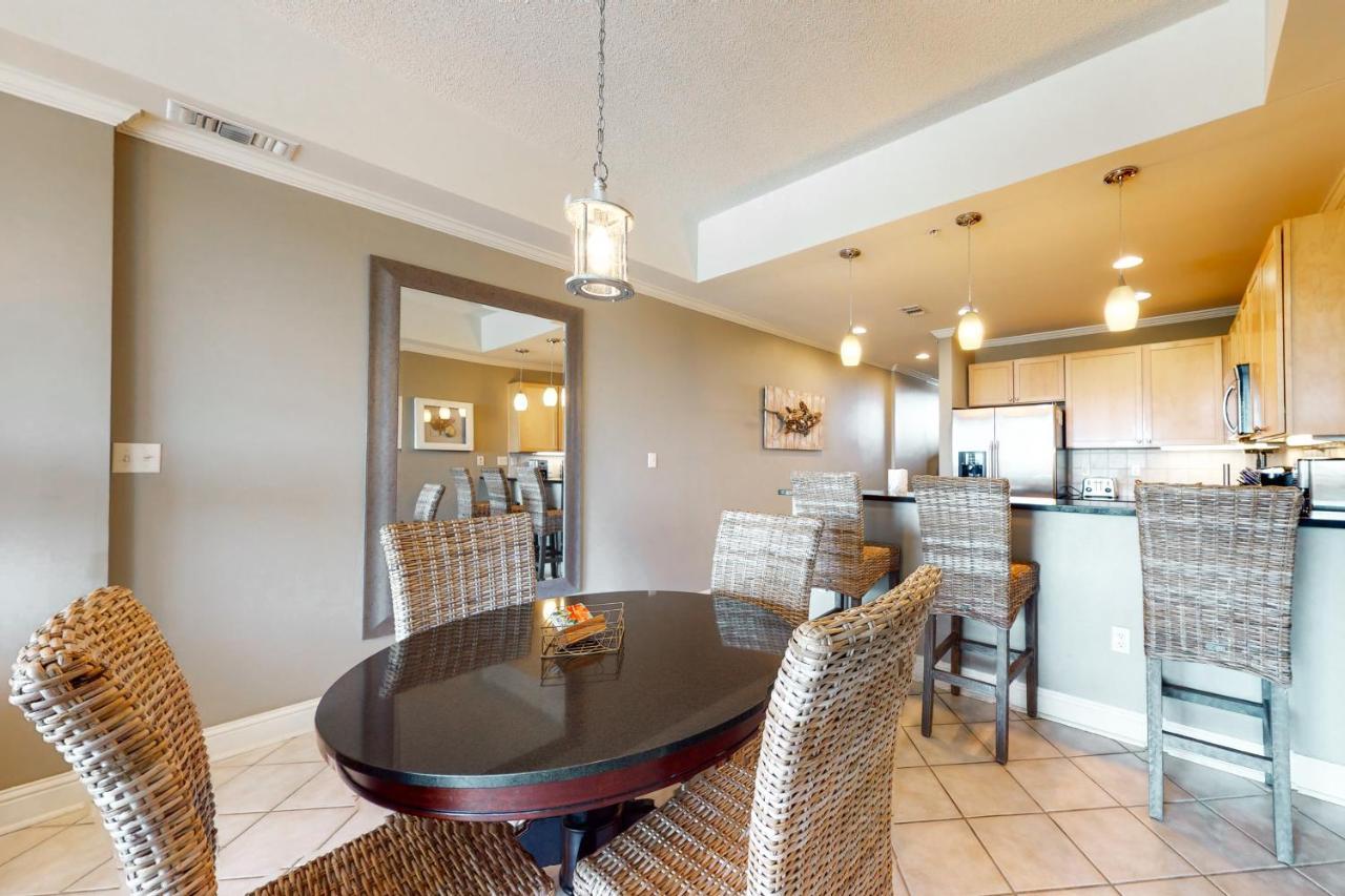 The Wharf 805 Apartment